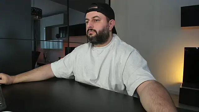 DravenPeak Chat XXX live