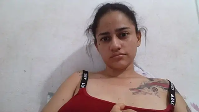 girl_tits' Live XXX Chat
