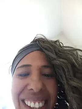 XXX chat uživo modela Ivon_C