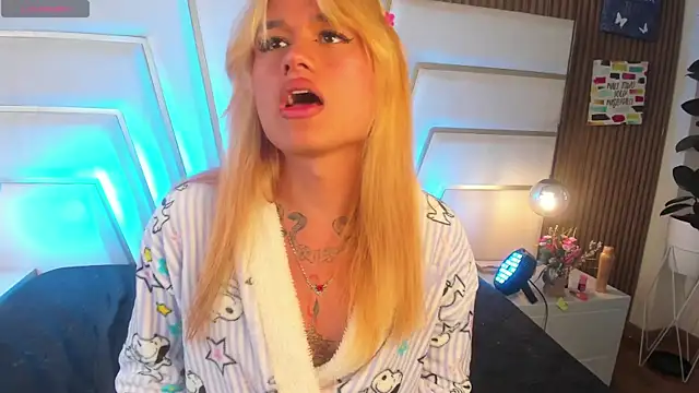 Chat +18 de Lilit_doll ao vivo