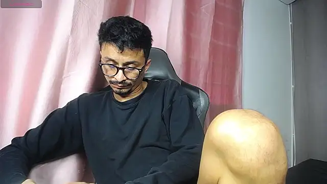 Chat XXX en directo de Amir_guy_