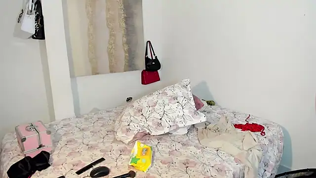 HUGE_BLACKCOCK: απευθείας συνομιλία ΧΧΧ