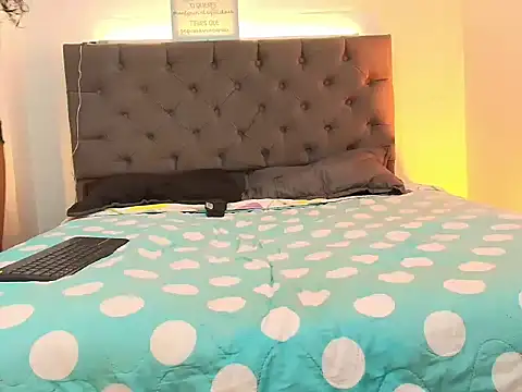 Chat +18 de Candy_Cross_ ao vivo