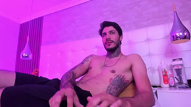 JacksonGreenn Live XXX Chat
