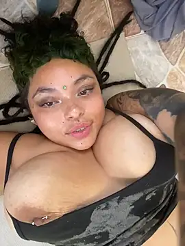 Chat +18 de Capitaldoll420 ao vivo