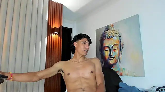 XXX chat uživo modela myke_tucker
