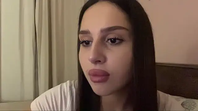 צ'אט XXX בשידור חי של Leylanda