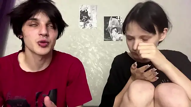 altycouple's Live XXX Chat