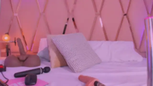 แชท XXX สดของ madyjames