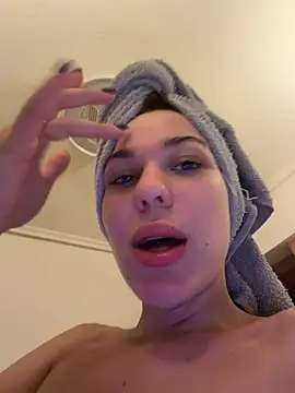 MollyXoXo's Live XXX Chat