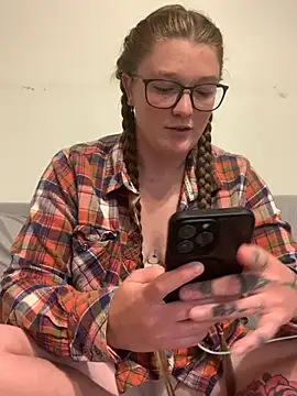 PussiesnCream_ 라이브 XXX 채팅