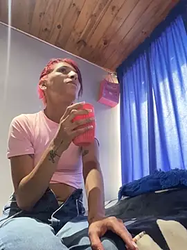 ImCrazzy's Live XXX Chat