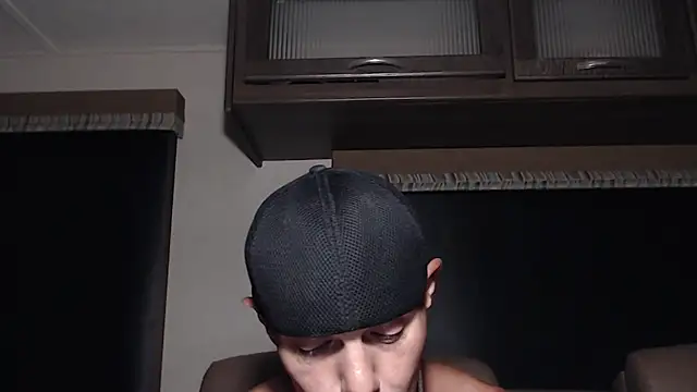 ThickD2C XXX чат на живо