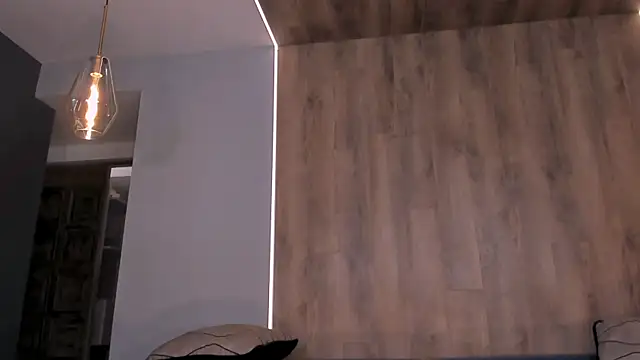 MaddyOwens Adlı Modelin Canlı XXX Sohbeti