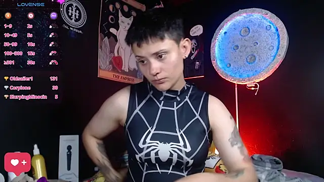 girl_intense444's Live XXX Chat