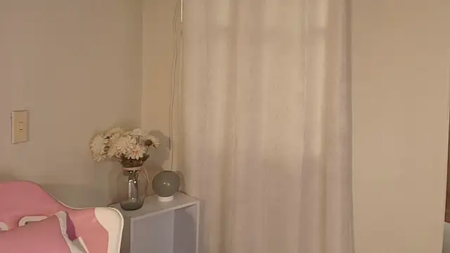 XXX chat uživo modela shanakendal2