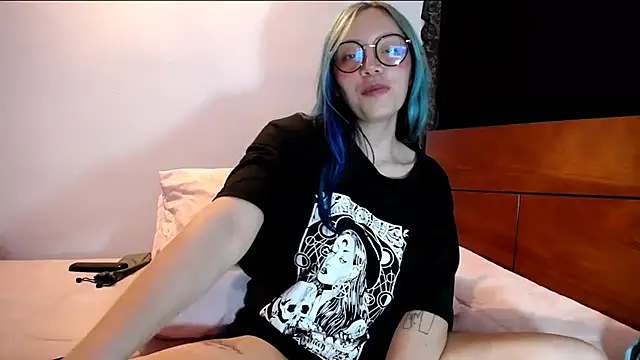 MARIANADIRTYn Live XXX chat