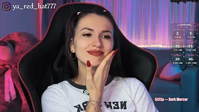 -RED_HAT-'s Live XXX Chat