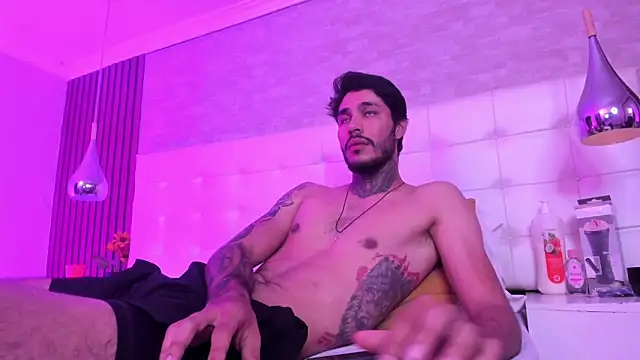 JacksonGreenn Live XXX-Chat
