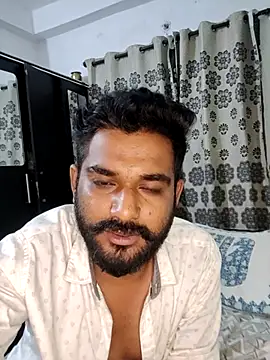 avi007p Show in webcam