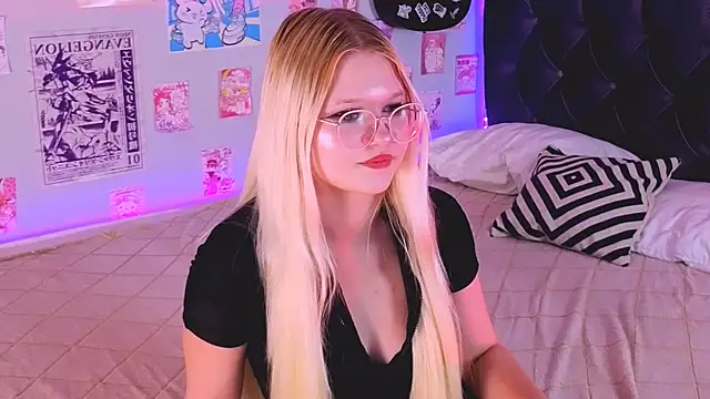 צ'אט XXX בשידור חי של LunariaFox