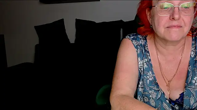 JoannaAndNeighbour Live XXX Chat