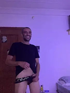 Chat +18 de TORAKIKI79 ao vivo