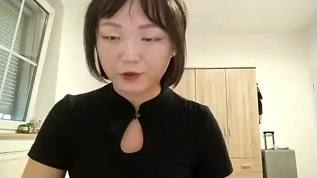 OlalyaLegendのライブXXXチャット