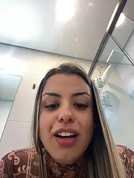Chat +18 de Patyyyy ao vivo