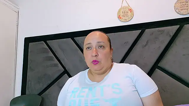 Natasha2603's Live XXX Chat