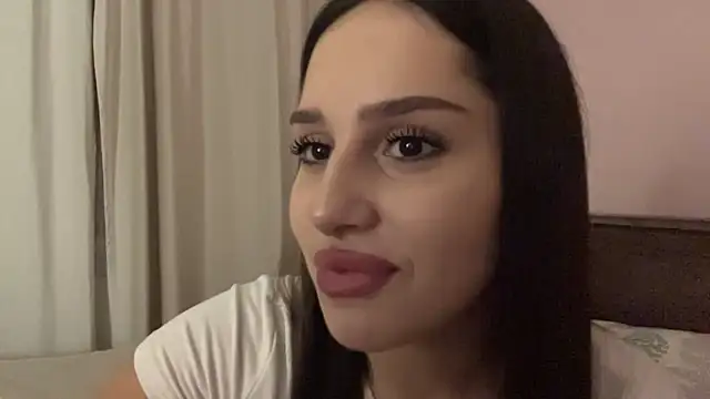 Leylanda Live XXX-Chat