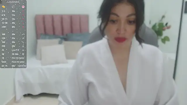 sophia_hadid's Live XXX Chat