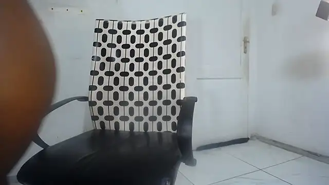BootySoYummyX লাইভ XXX চ্যাট