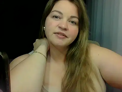 Chat +18 de cute__cherry ao vivo