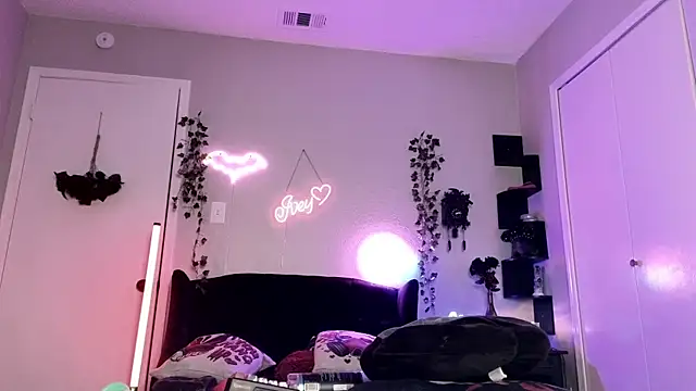 Webkamerová show Ivey_Strigoi
