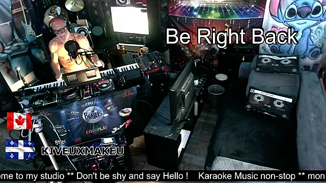 แชท XXX สดของ kiveuxmaqueue
