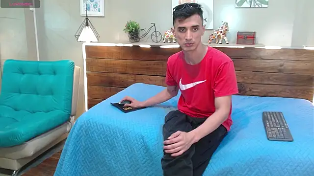 Chat +18 de FelipeFriendly ao vivo
