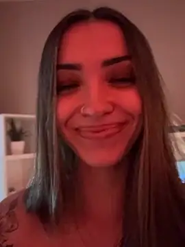Chat XXX ao vivo de Tiny-Mimi