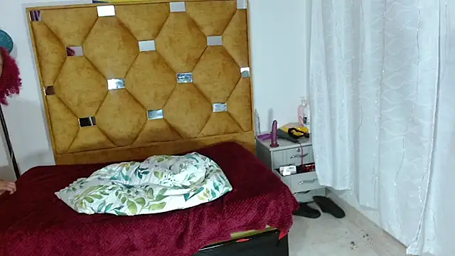LITTLEJULES Adlı Modelin Canlı XXX Sohbeti