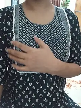 Chat XXX ao vivo de Tanha18