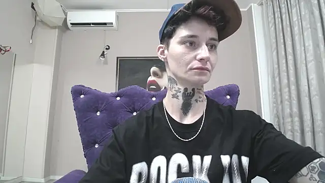 KennyXSX Chat XXX live