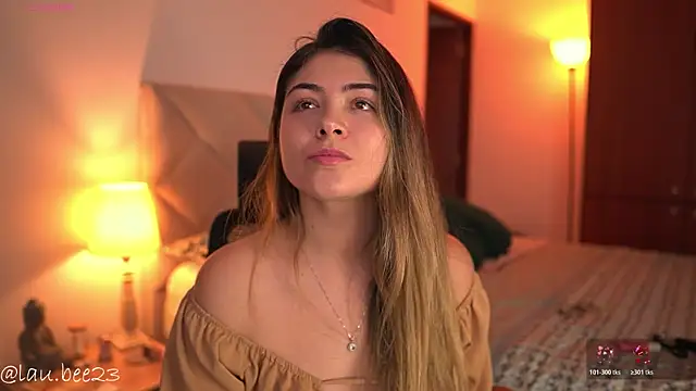 Lau_Bee Live XXX Chat