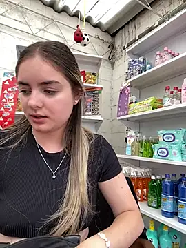 imlindapink Chat XXX in diretta