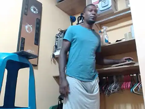 Chat XXX ao vivo de kurtbigcock