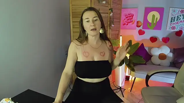 Golden_Dragon live XXX chat