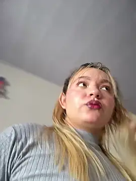 צ'אט XXX בשידור חי של Naiara_Sex_