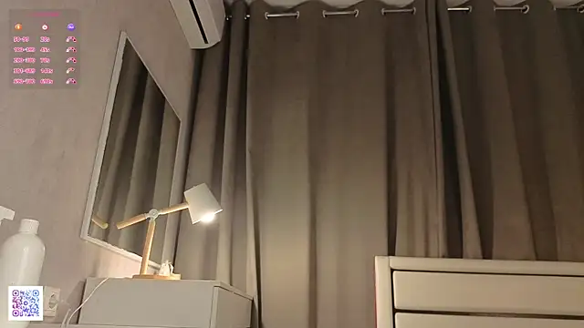 MacyFelver 即時 XXX 聊天