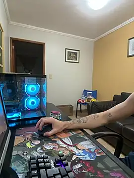 Chat +18 de MeladoDiMel ao vivo