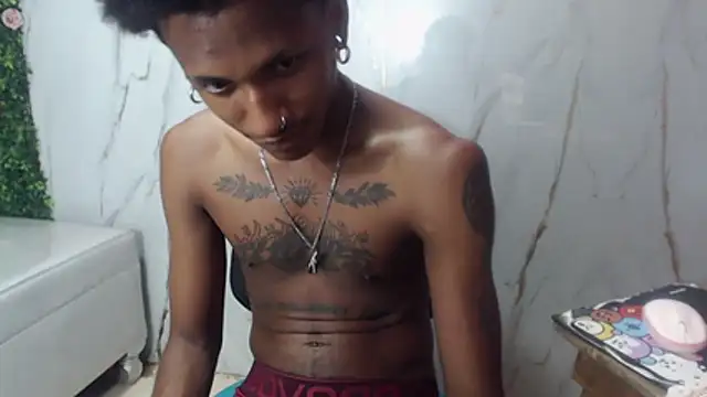 ManSant Chat XXX live