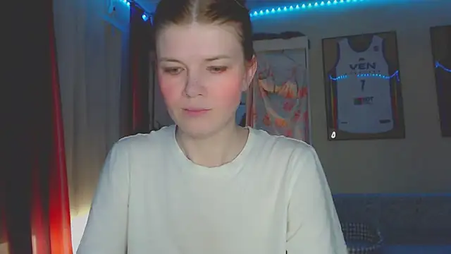 Klementan Live XXX chat